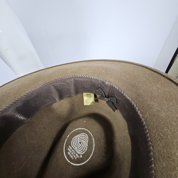 Wool fedora with feather size small - Picture 10 of 16